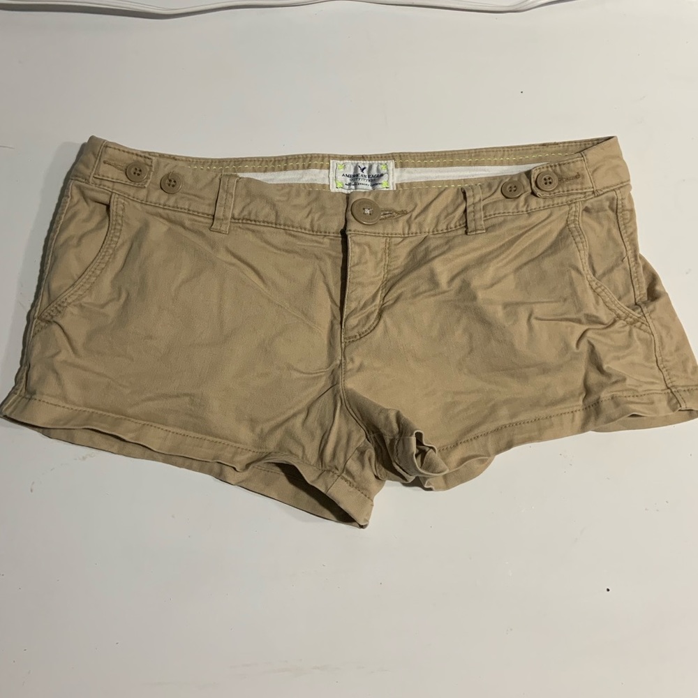 American Eagle khaki shorts